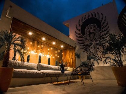 rs=w_1136,h_568,cg_true